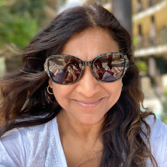 Meet your Posher, Nandita baxi - Picture 1 of 1